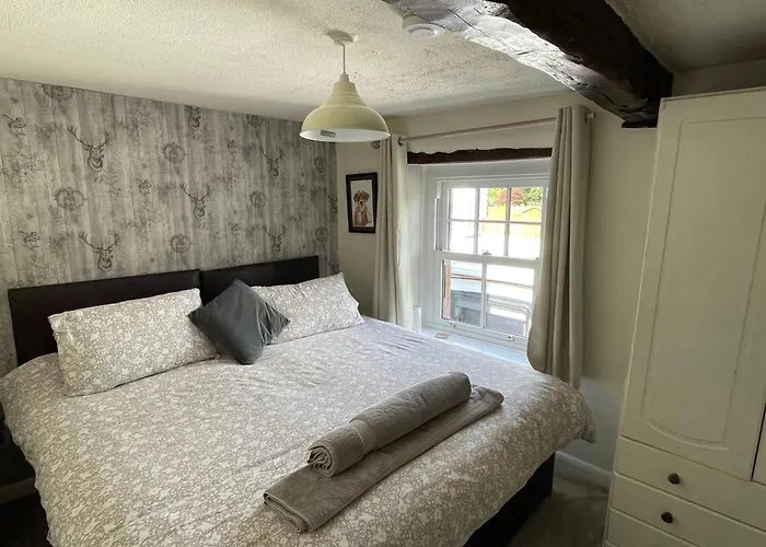 Dunkeld - Close To The District!